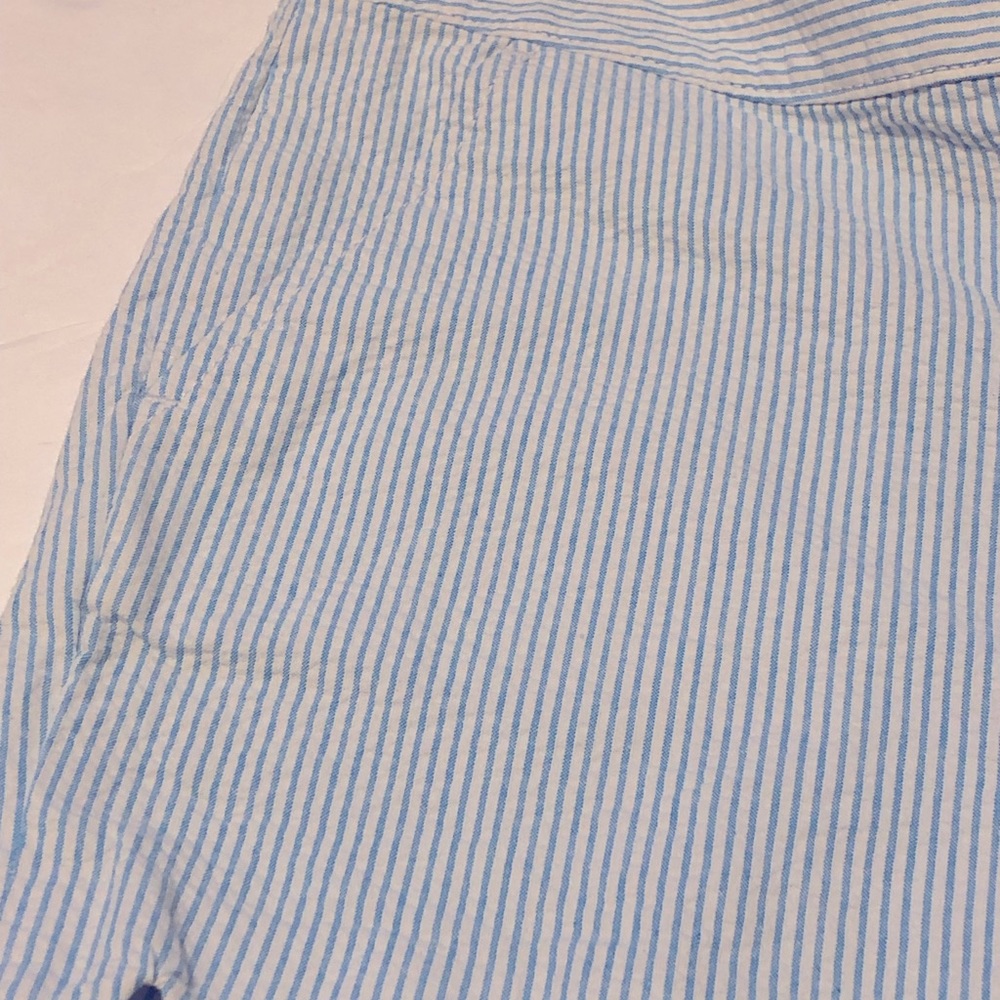 Lilly Pulitzer The Buttercup Short in Blue & White Stripe Seersucker - Picture 4 of 12
